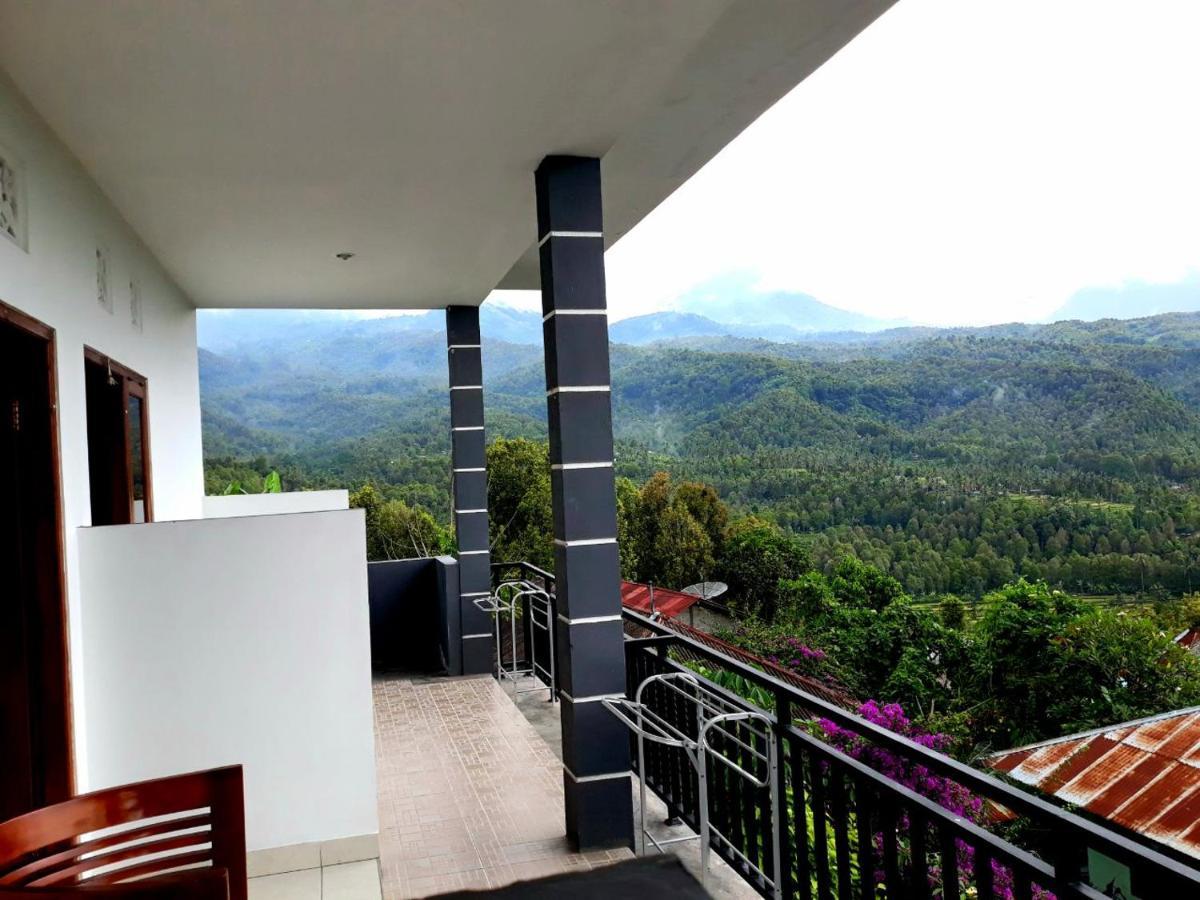 One Homestay And Warung Мундук Экстерьер фото