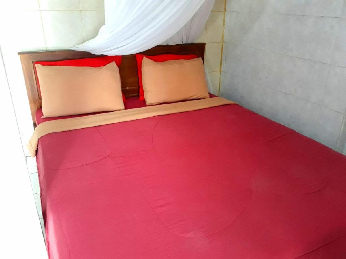 One Homestay And Warung Мундук Экстерьер фото