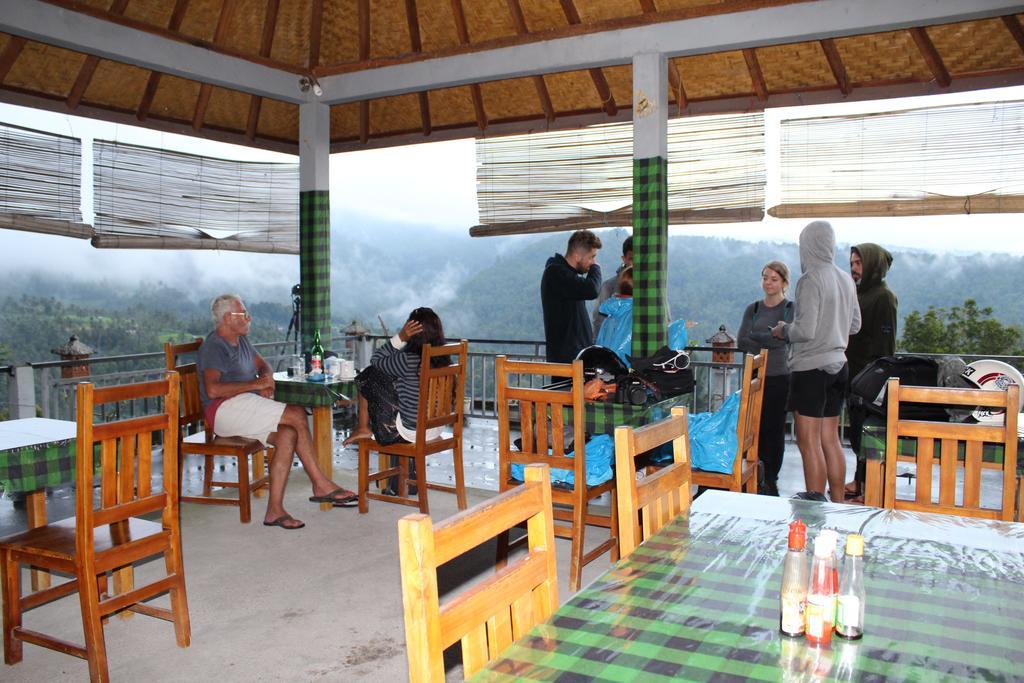 One Homestay And Warung Мундук Экстерьер фото
