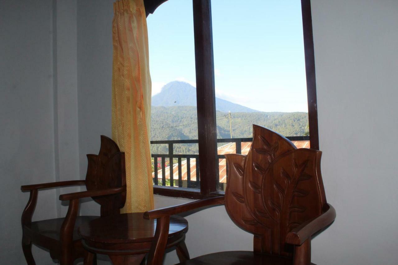 One Homestay And Warung Мундук Экстерьер фото