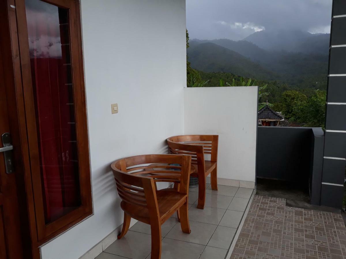 One Homestay And Warung Мундук Экстерьер фото