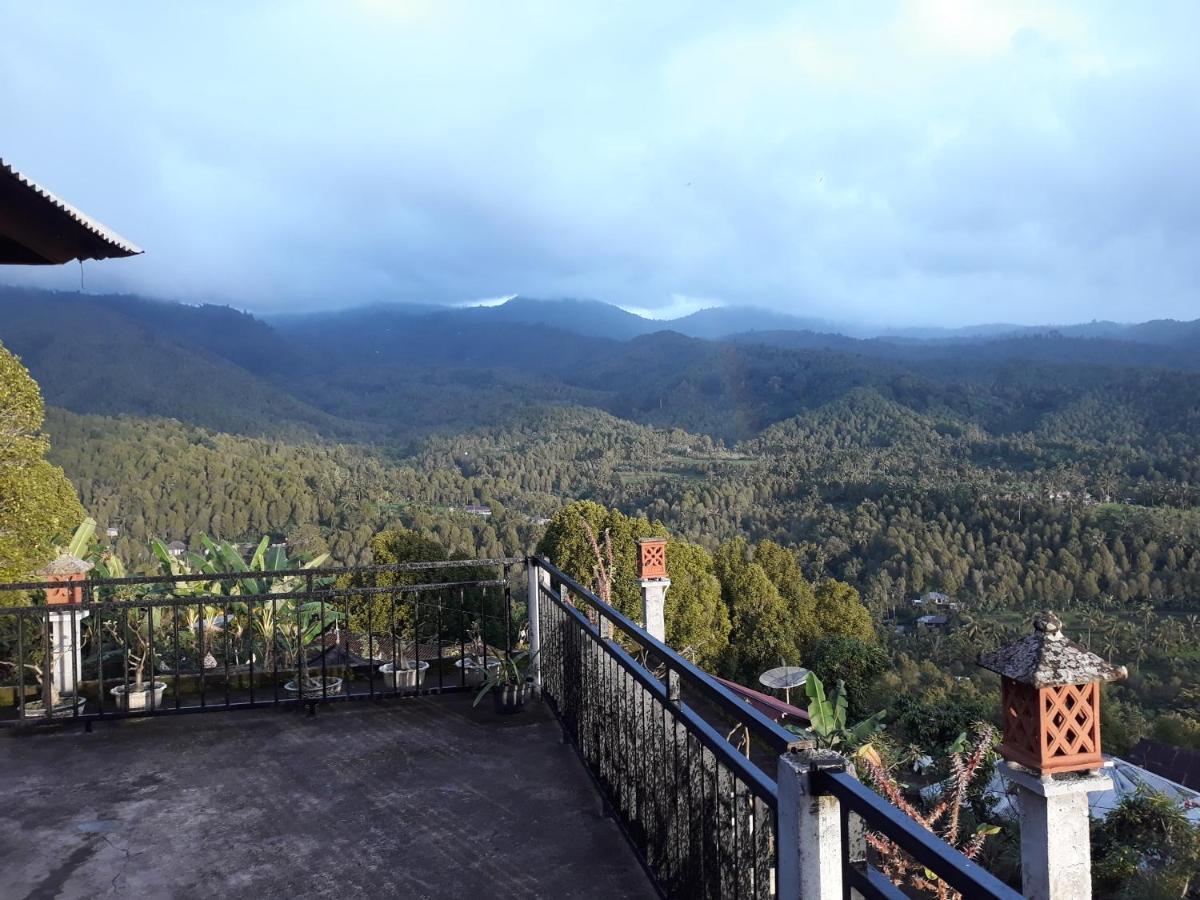 One Homestay And Warung Мундук Экстерьер фото