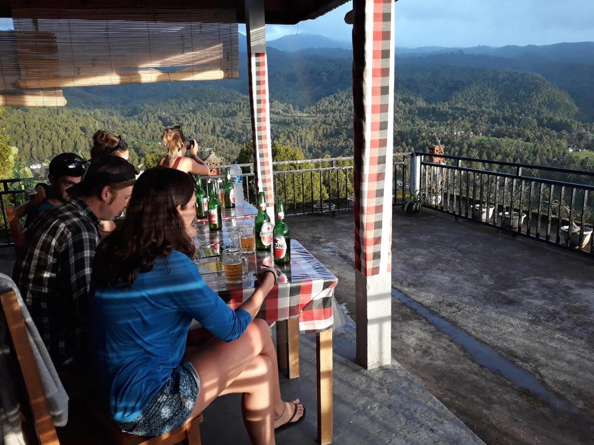 One Homestay And Warung Мундук Экстерьер фото