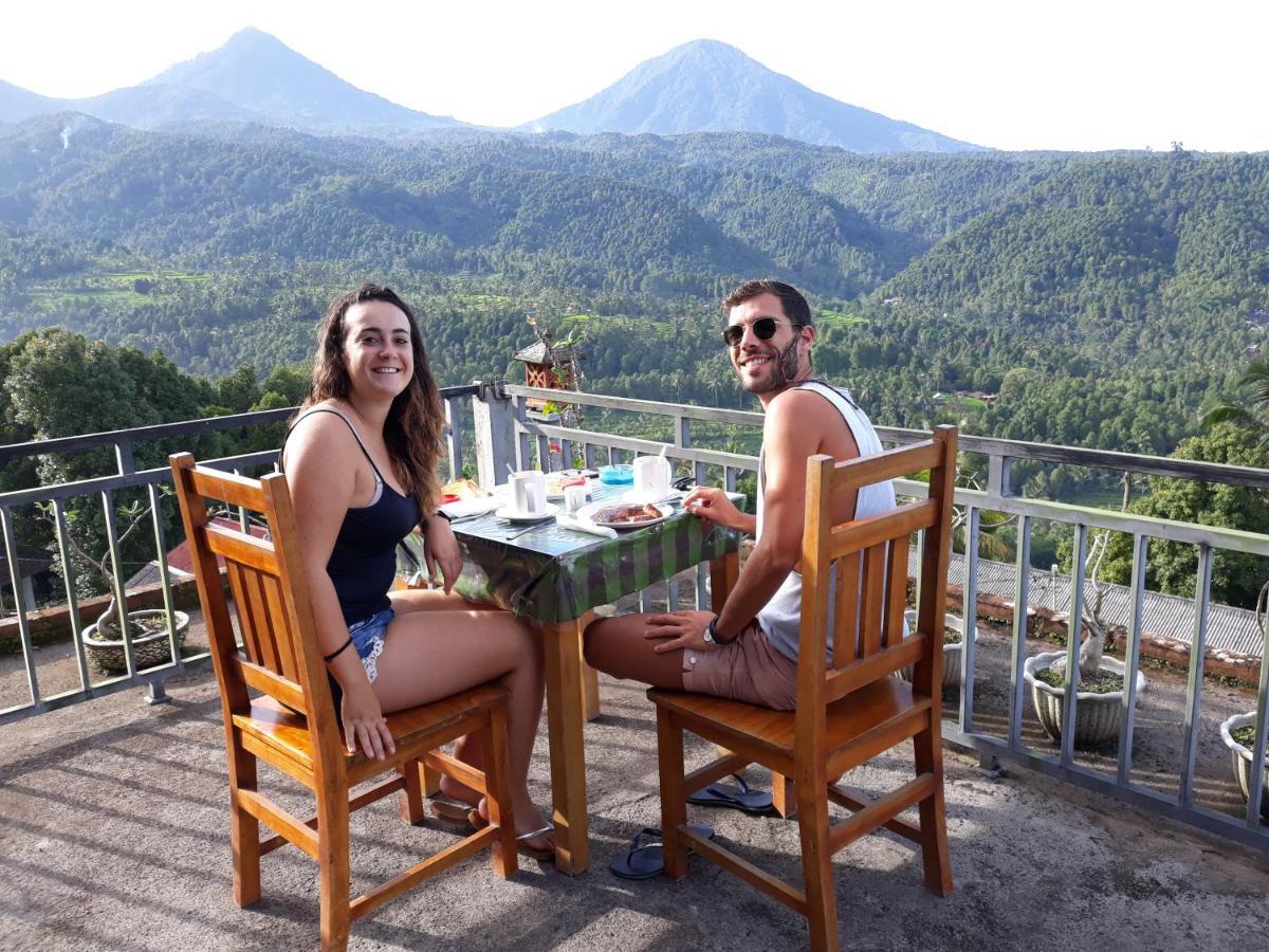 One Homestay And Warung Мундук Экстерьер фото