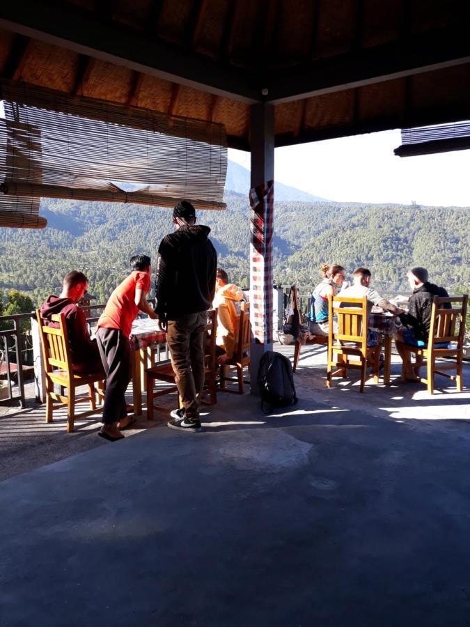 One Homestay And Warung Мундук Экстерьер фото
